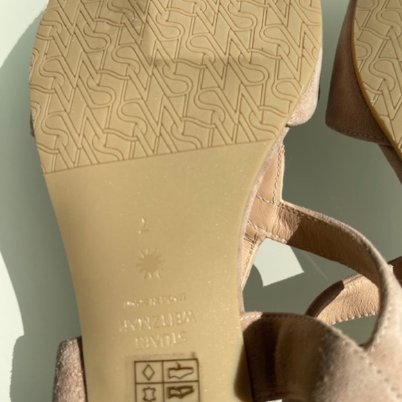 Stuart Weitzman Size 7 Suede Sandals, light pink - Worn once - Picture 9 of 10